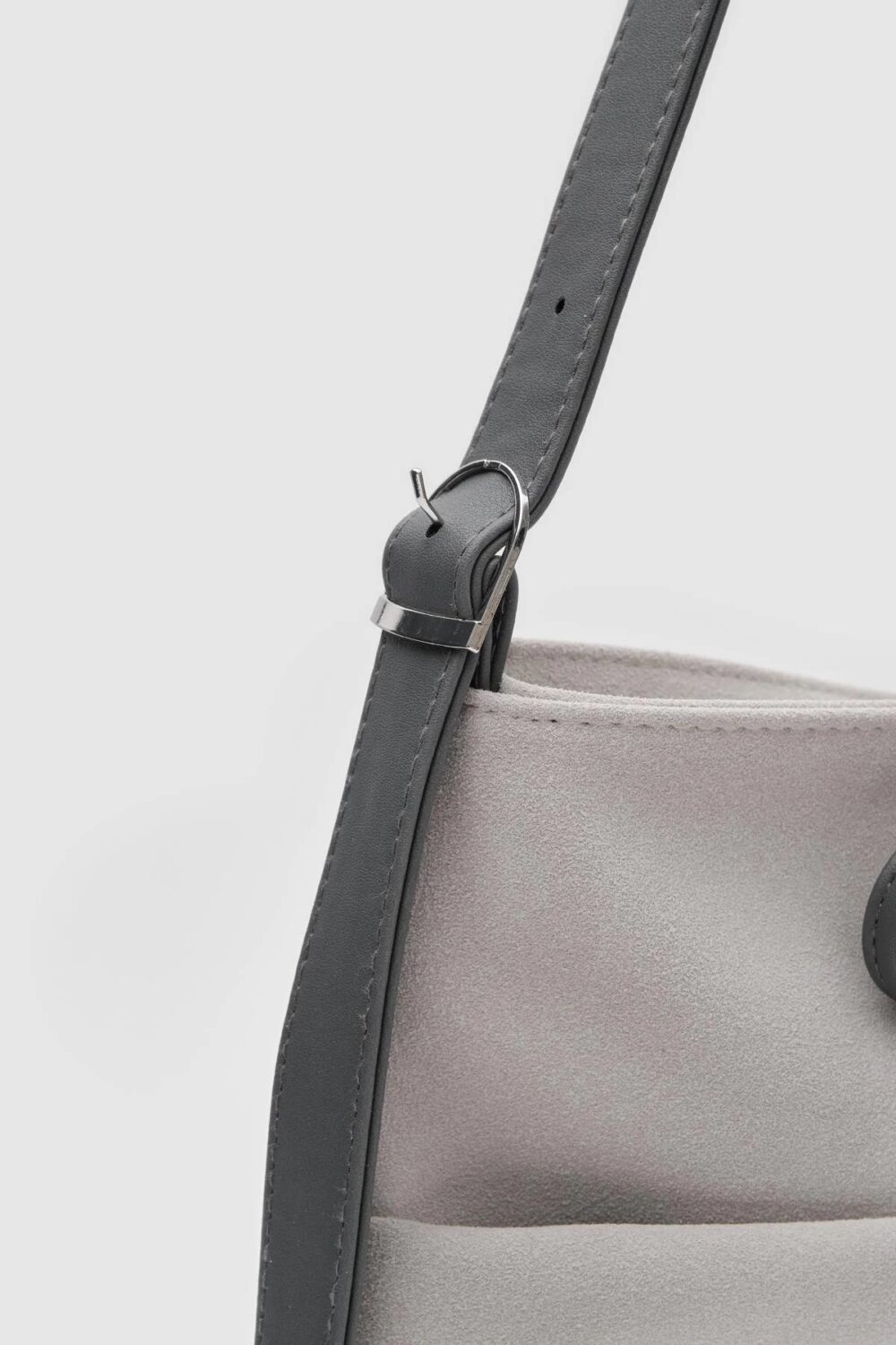 Justen Gris Claire