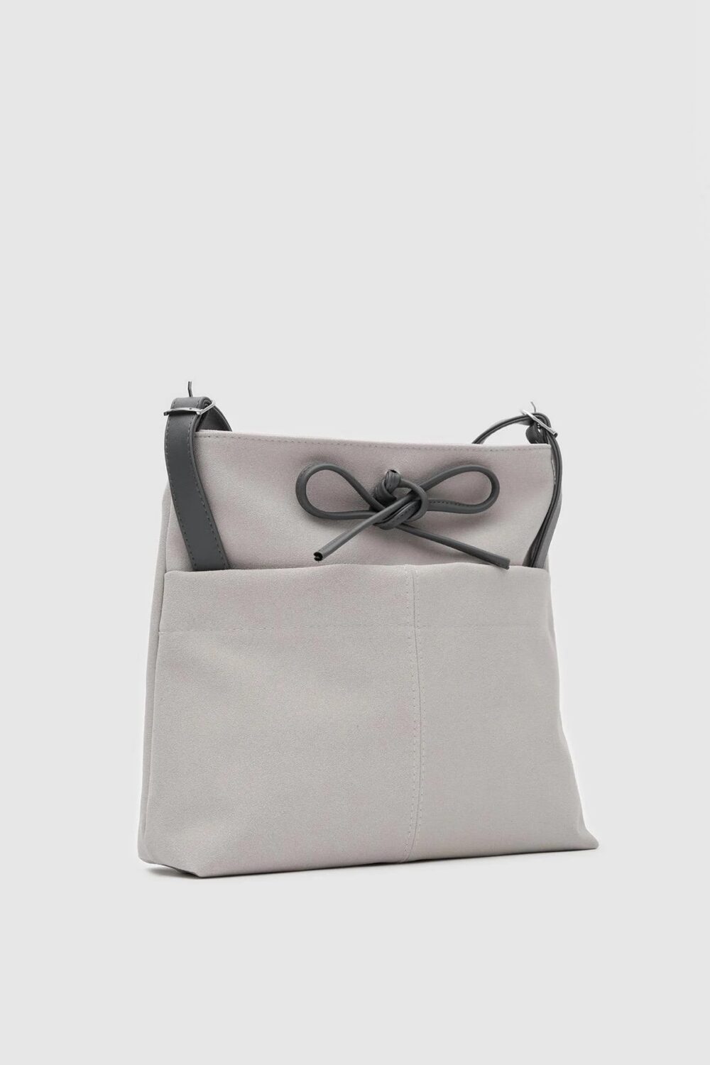Justen Gris Claire