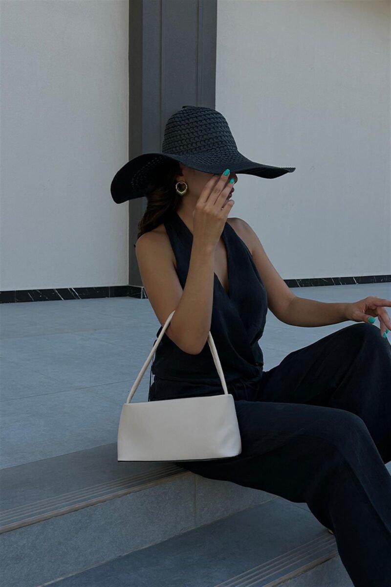 Ella Beige – Image 2