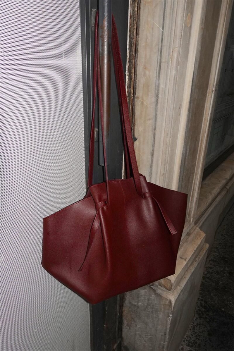 Moss Bordeaux – Image 5