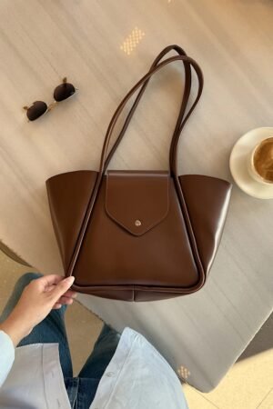 Petra Noisette + Purse