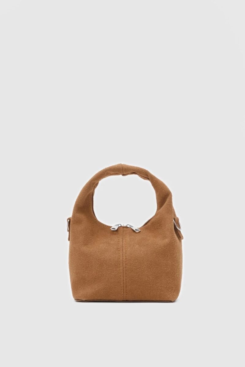 Axy Camel – Image 3