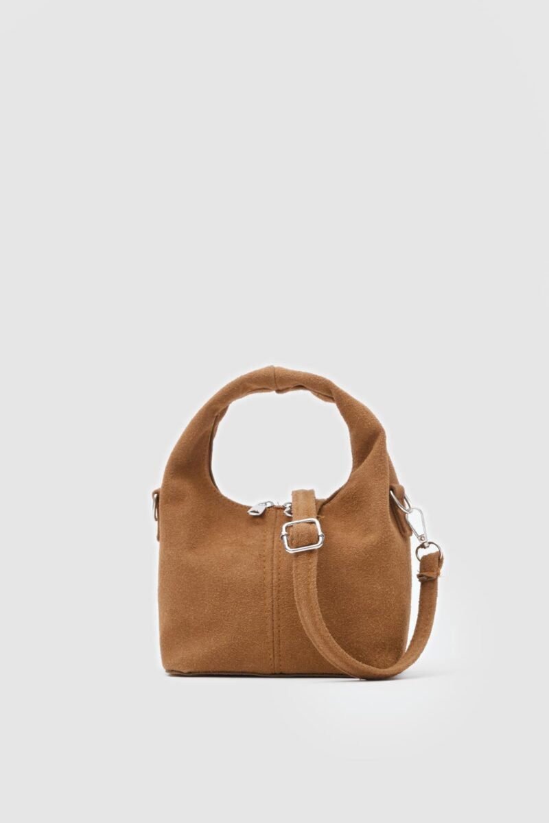 Axy Camel – Image 2
