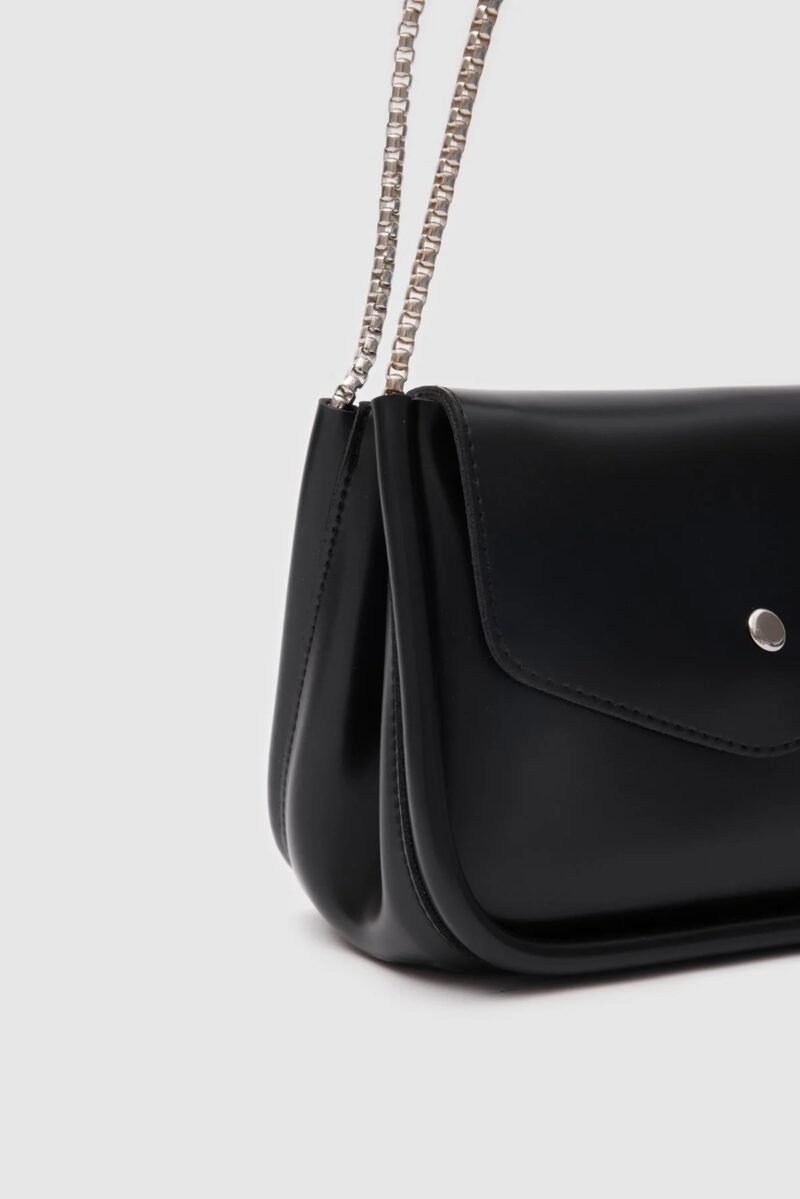 Sosh Noire – Image 5