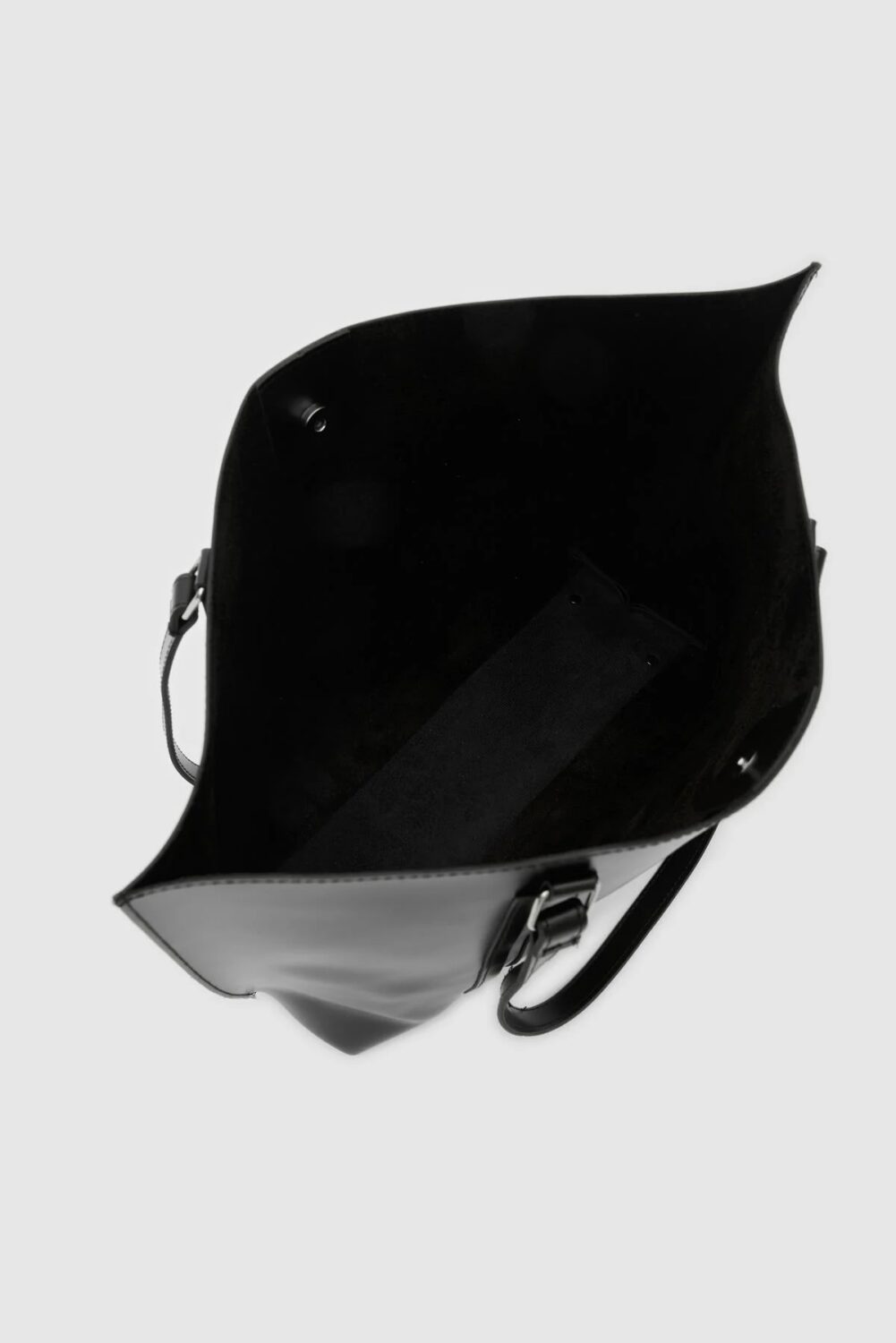 Kylie Noire + Trousse