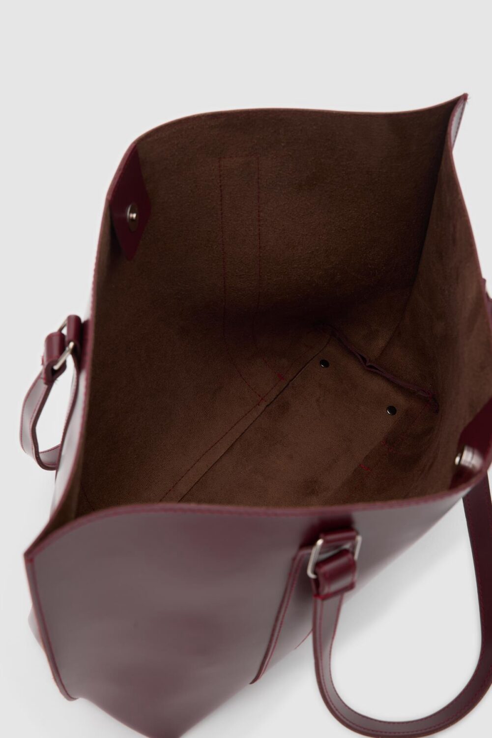 Kylie Bordeaux + Trousse