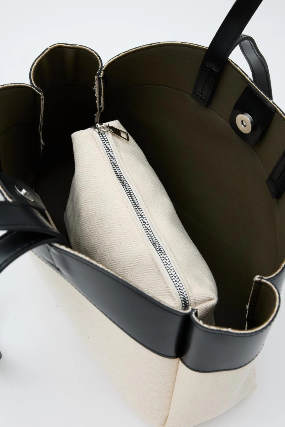 Higgs Canvas Noire + Trousse
