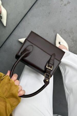 Polly Marron