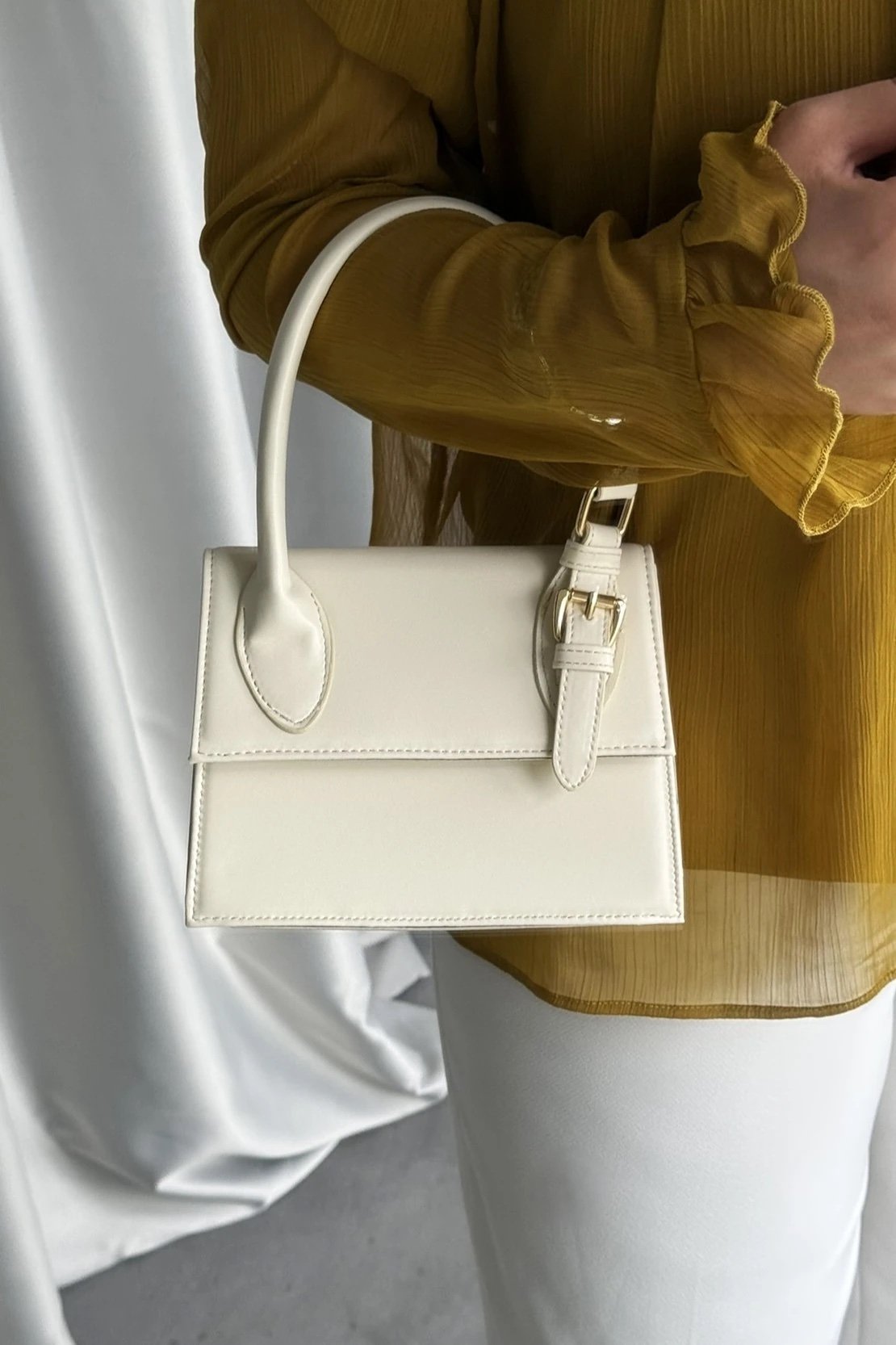 Polly Beige - Image 3