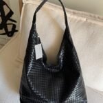 Zoe XL Woven Pattern Leather Noire