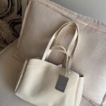 Higgs Medium Blanc Cassé + Purse