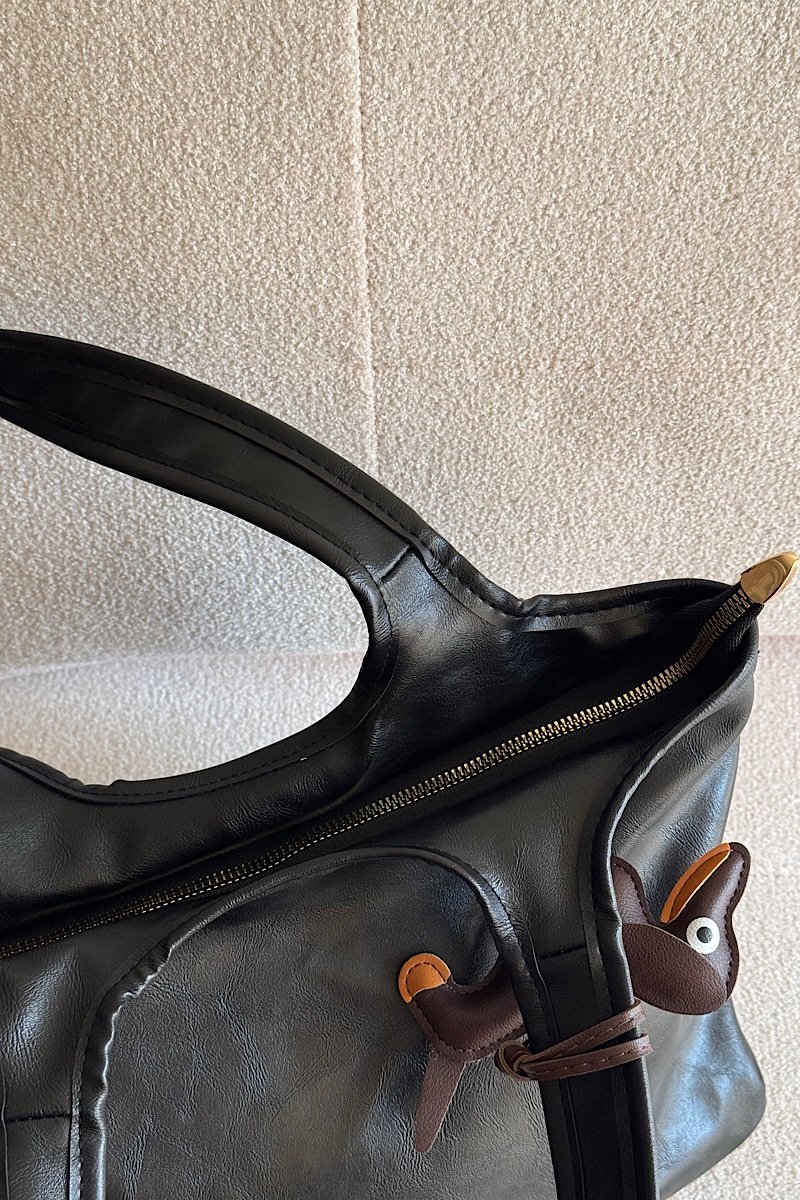 Tomm Black + Charm - Image 7