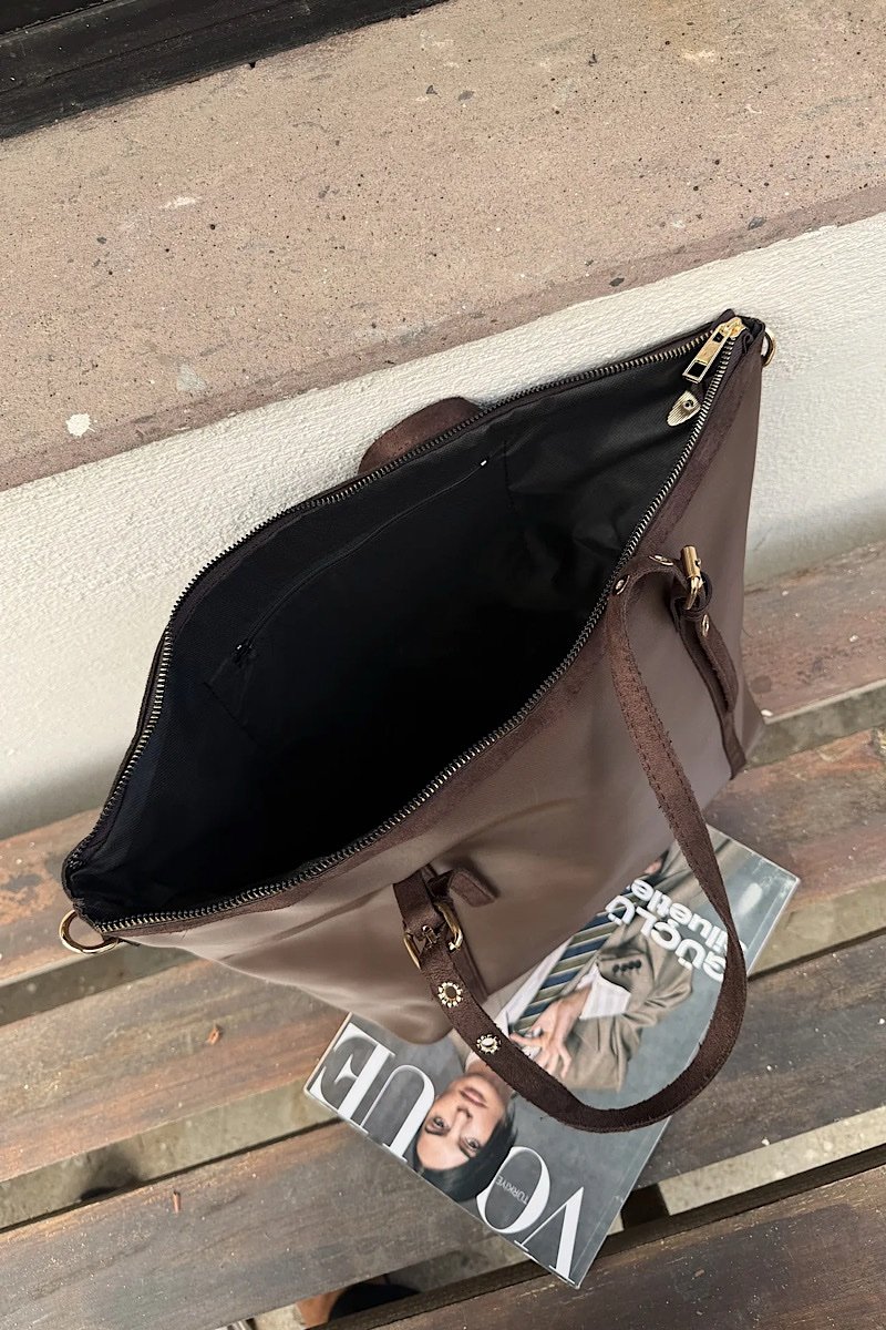 Elva Marron - Image 2