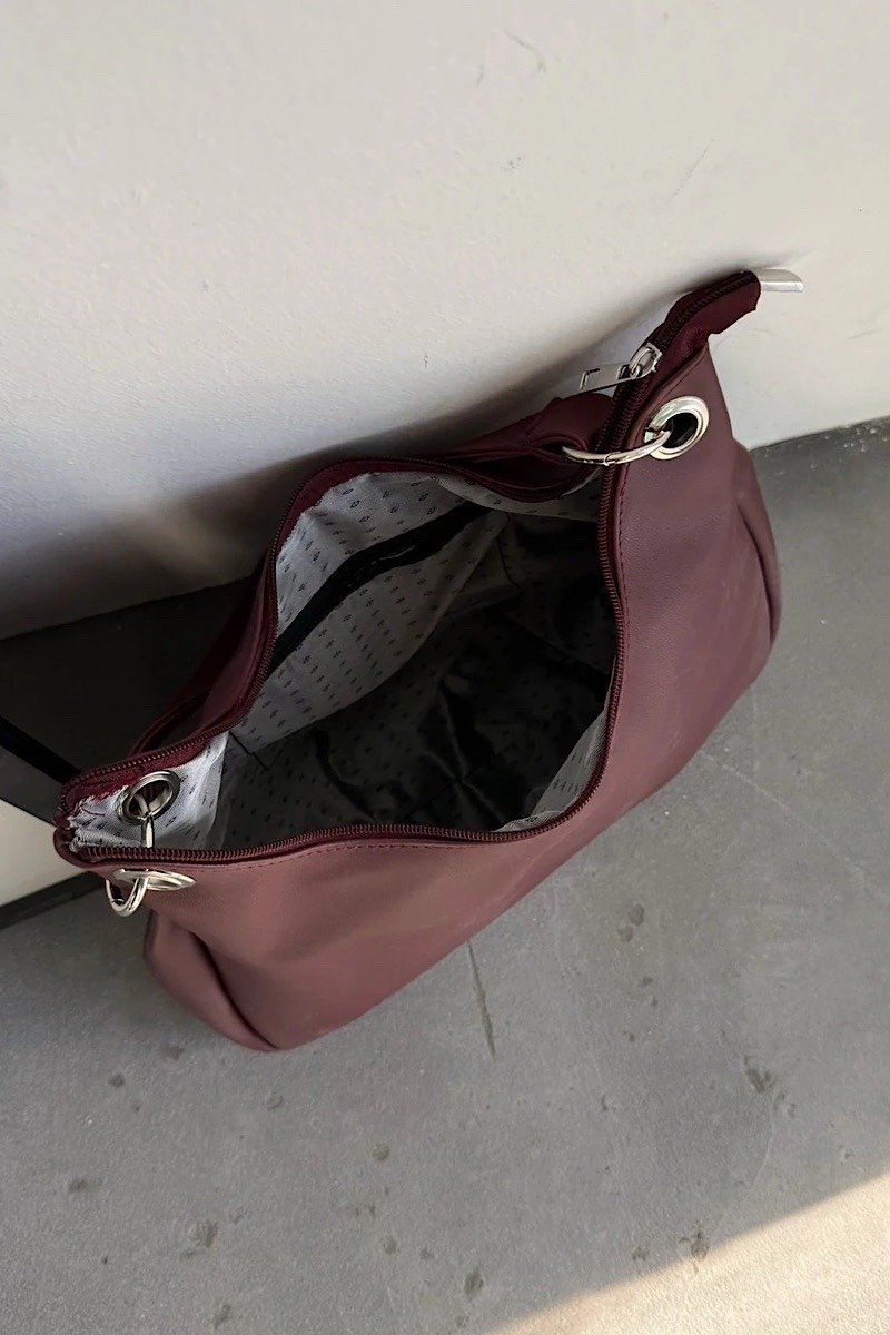 Valeria Bordeaux - Image 2