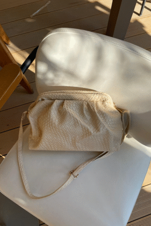 Kendal Clutch Beige