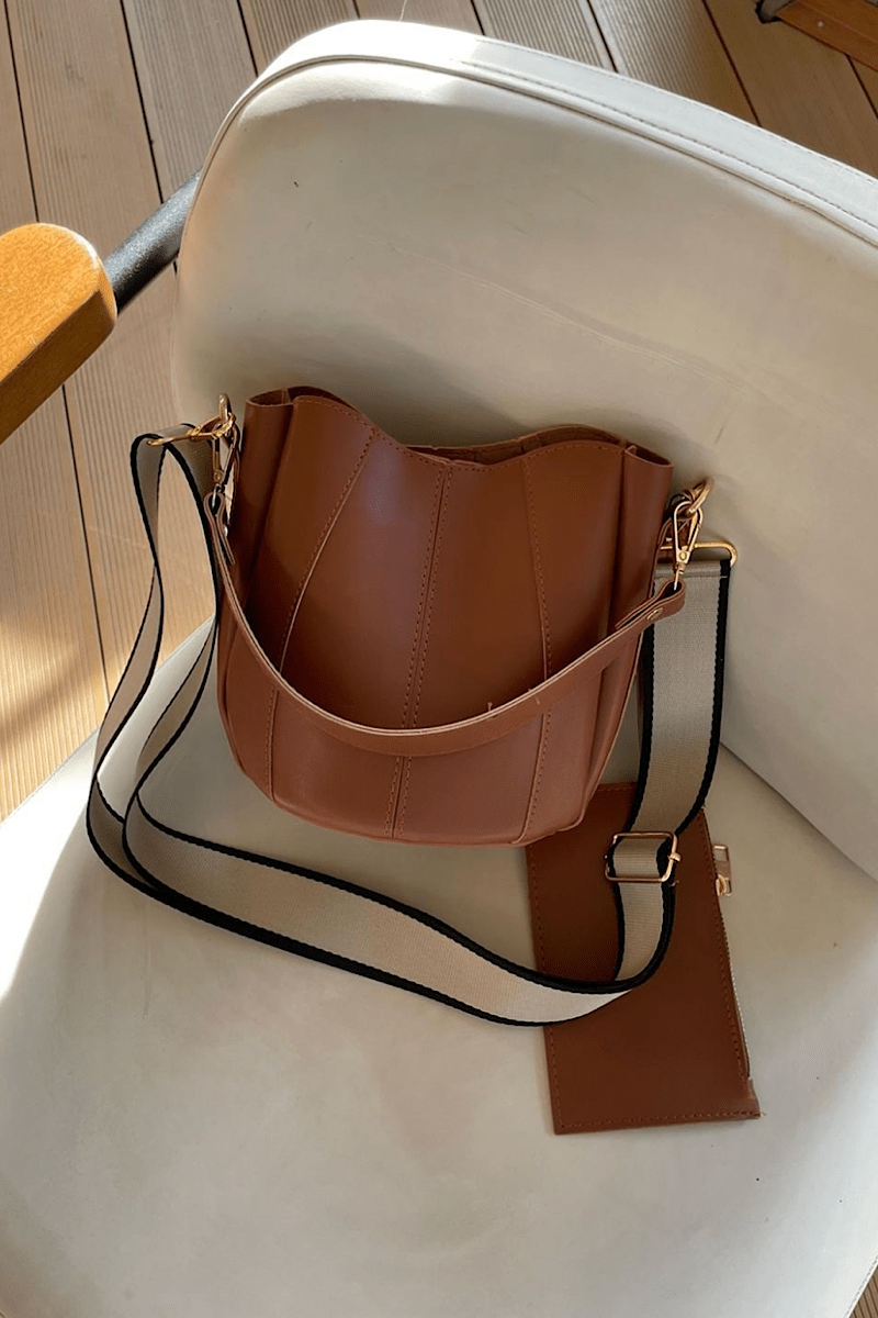 Elsy Camel - Image 4