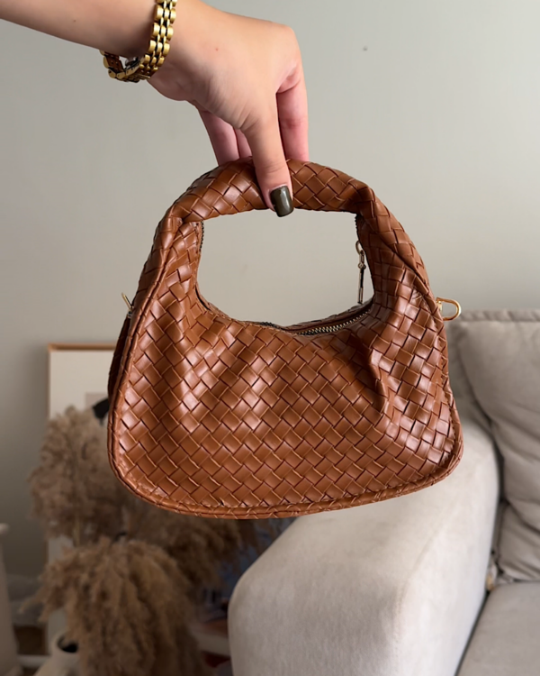 Laucia Camel