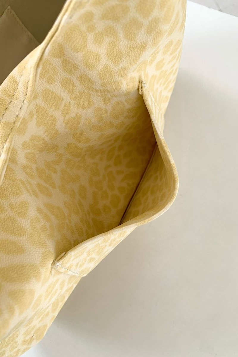 Bambi – Yellow