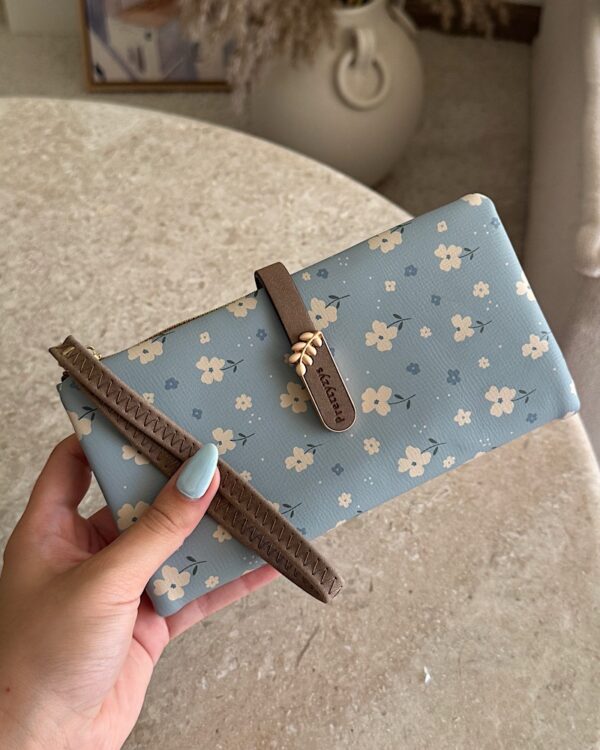 Hazel large Blue