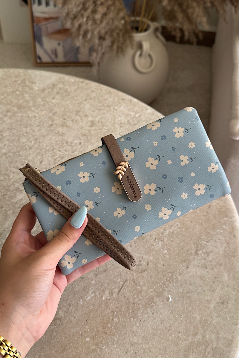 Hazel large Blue