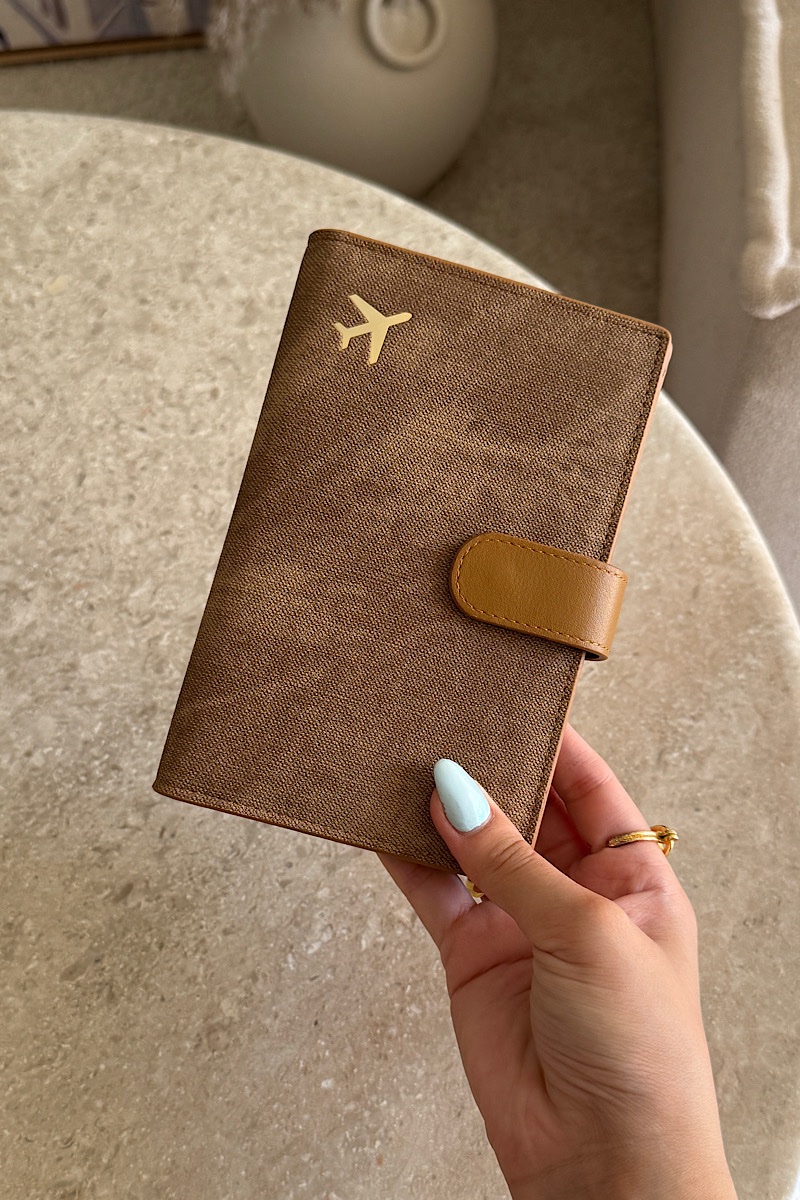 Wander Passport & Mobile Phone Wallet Brown