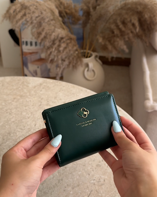 Clover Glow Wallet Green