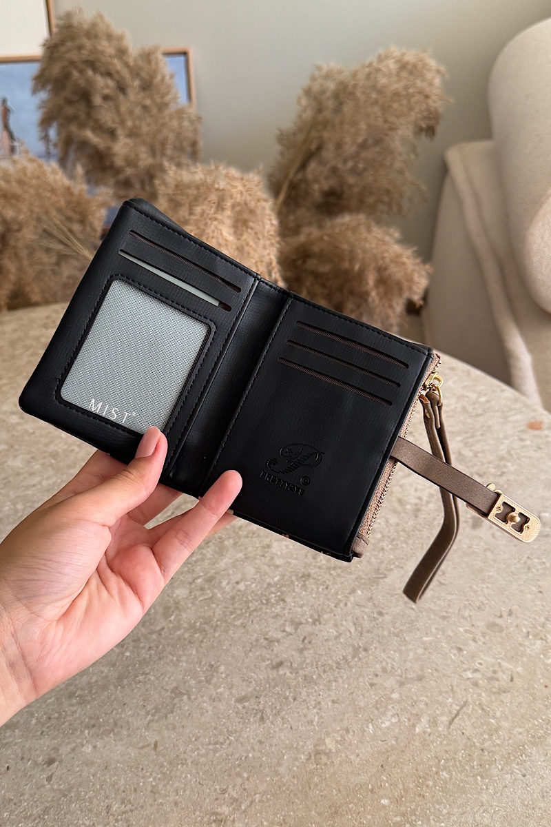 Hazel Small – Black