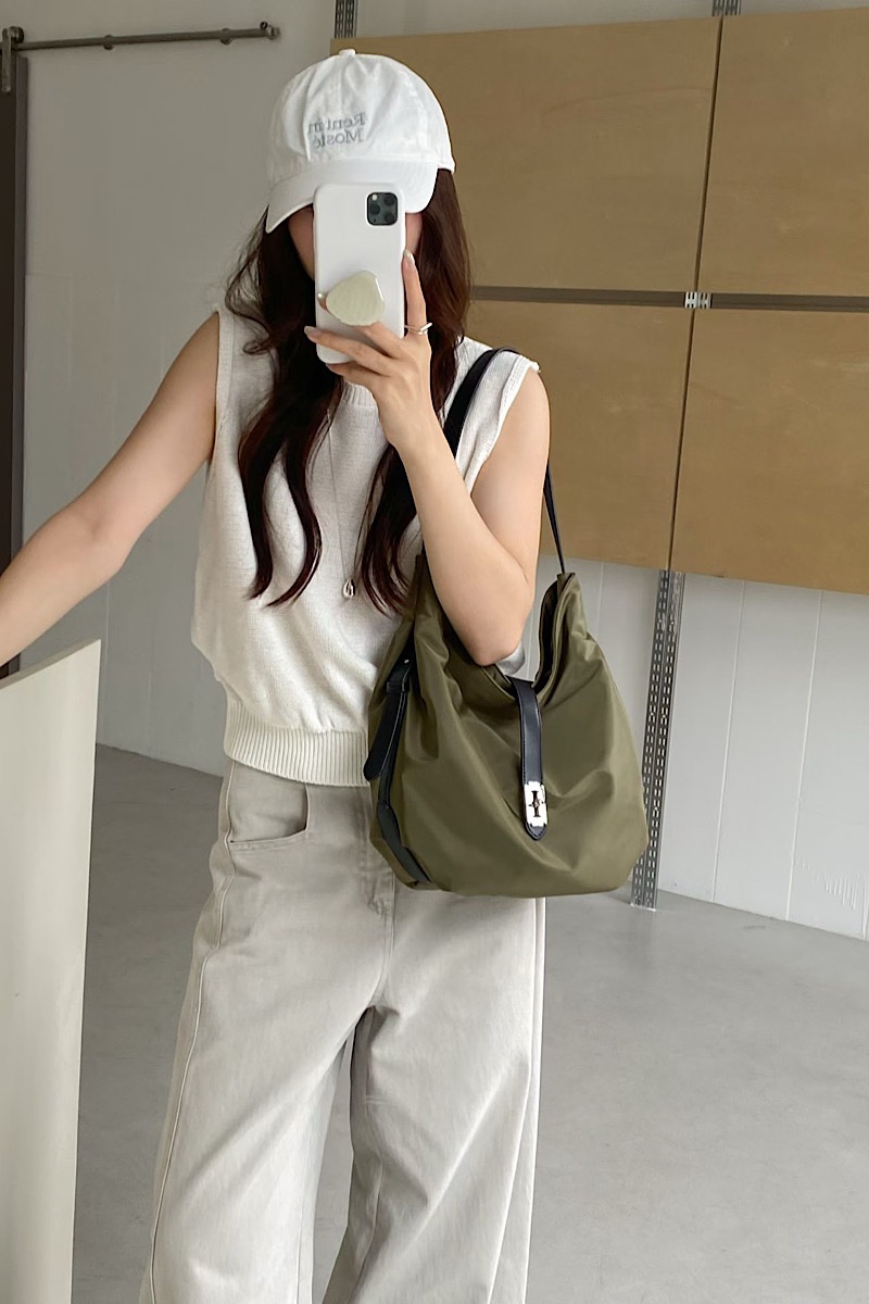 Casper – Olive