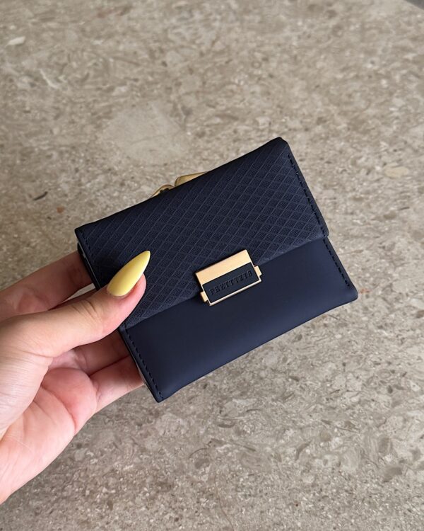 Lin - Navy Blue