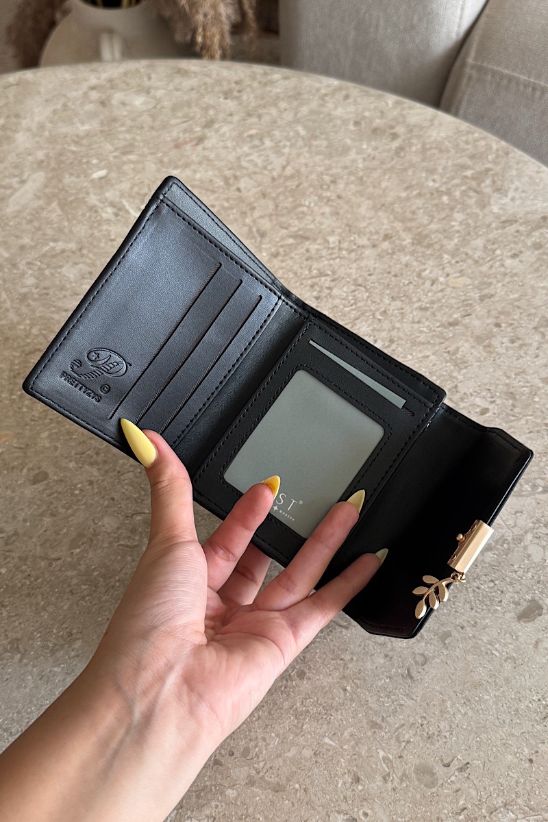 Nellie – Black