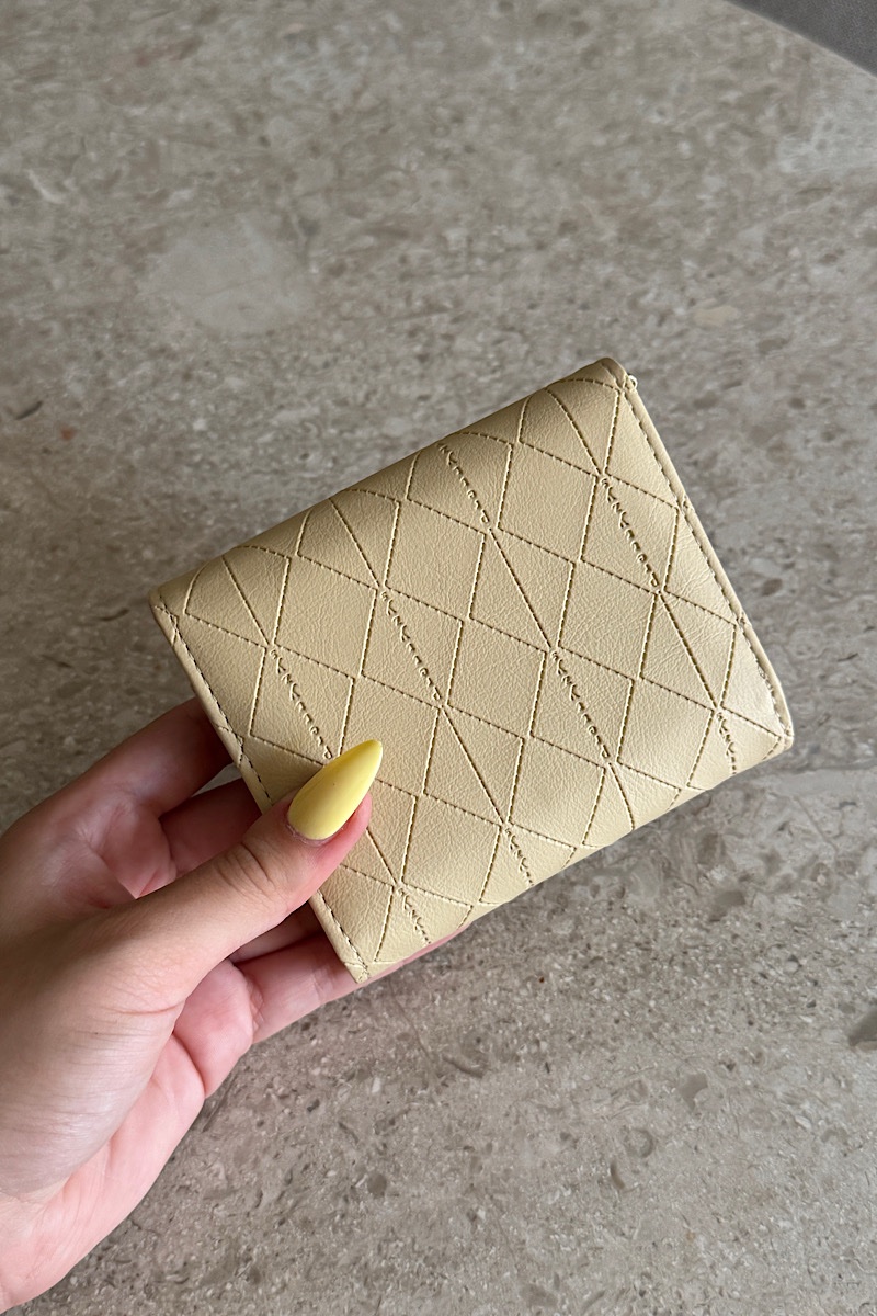 Nellie Butter yellow