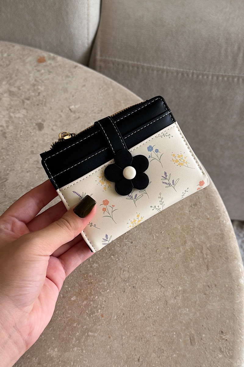 Blossom - Black