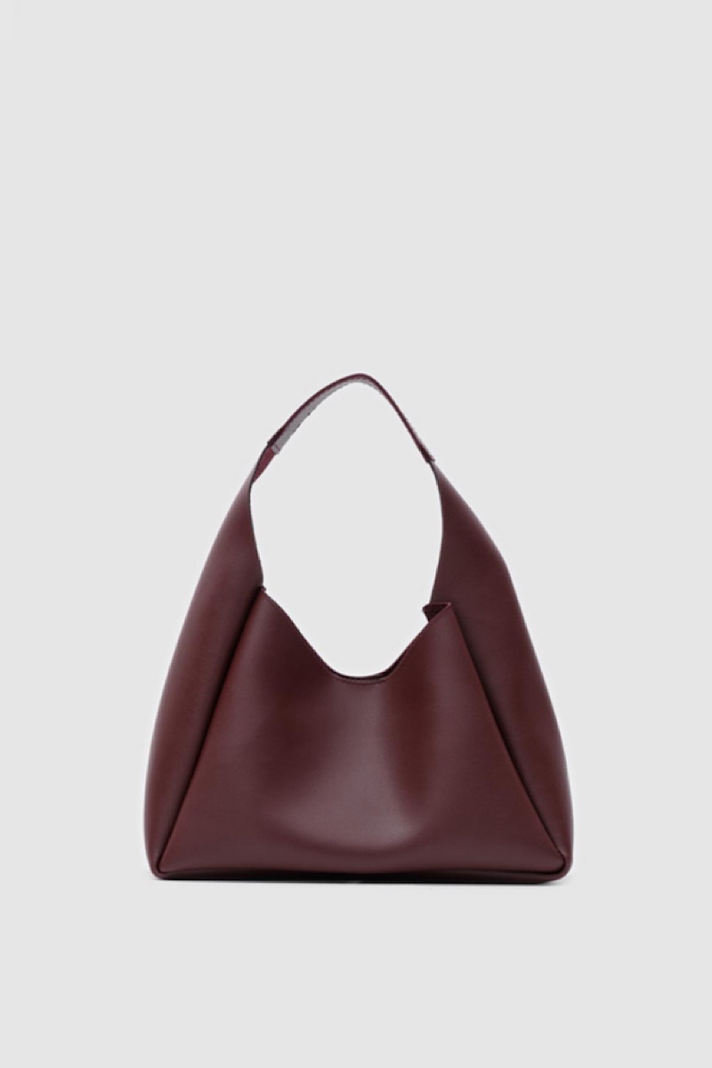 Zoe Bordeaux + Wallet
